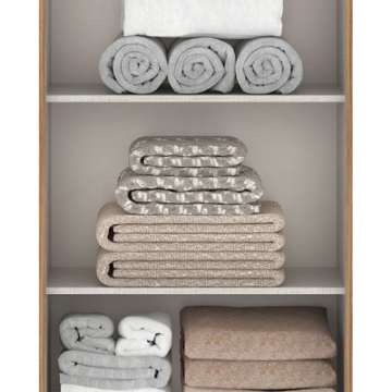 4 prateleiras internas.