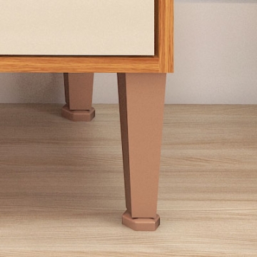 Pies con ajuste de altura.