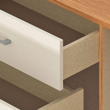 Interno madeira natural sem acabamento.