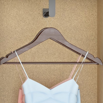 Interno madeira natural sem acabamento.