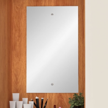 Espelho incluso no roupeiro.